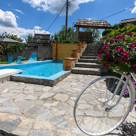 Neva Sobe Sa Pogledom Na Planine Apartment Mokra Gora Exterior photo