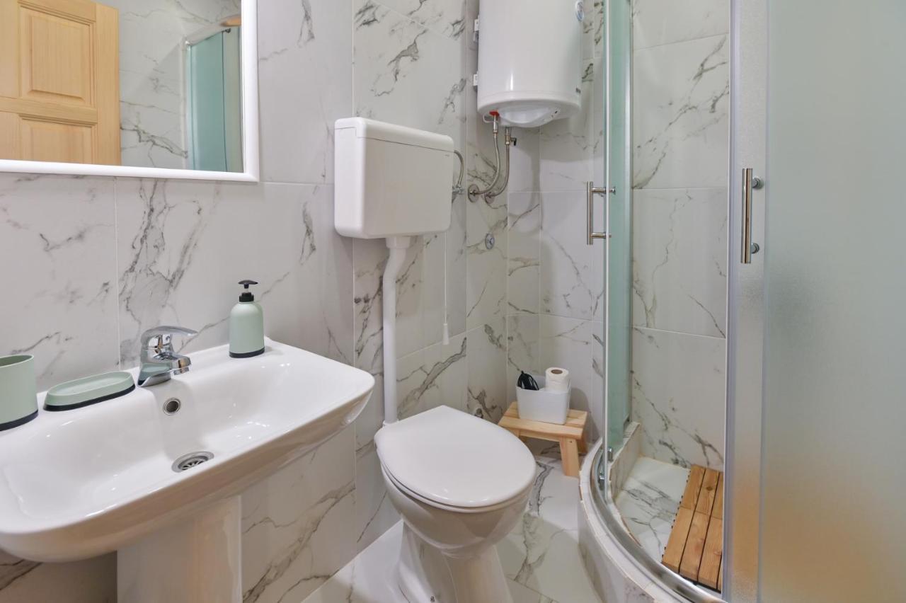 Neva Sobe Sa Pogledom Na Planine Apartment Mokra Gora Exterior photo